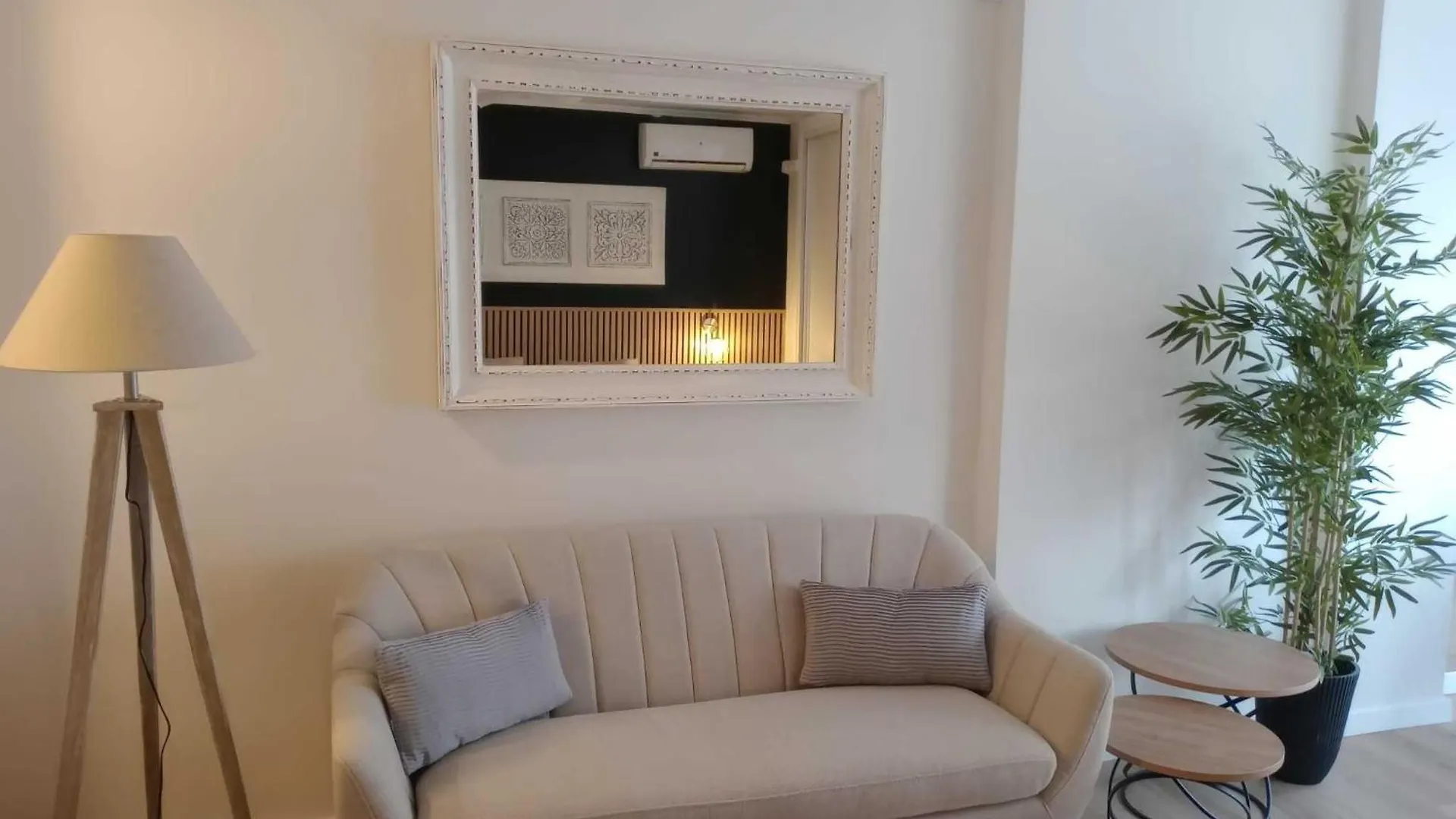 Estudio Centrico A 900M De La Playa En Benalmade Benalmadena