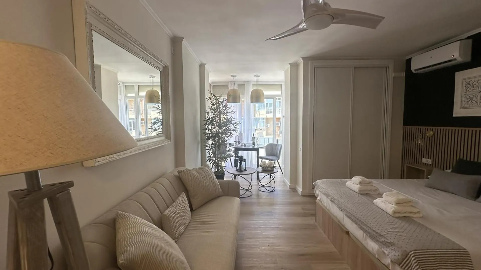 Estudio Centrico A 900M De La Playa En Benalmade Benalmadena