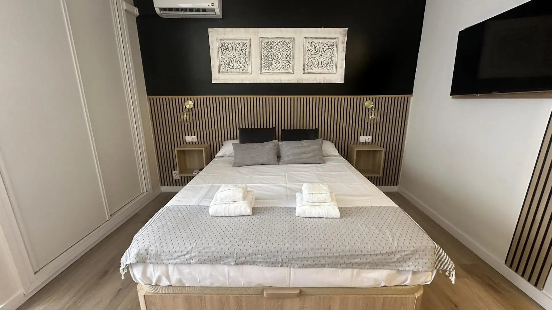 Estudio Centrico A 900M De La Playa En Benalmade Benalmadena Apartment
