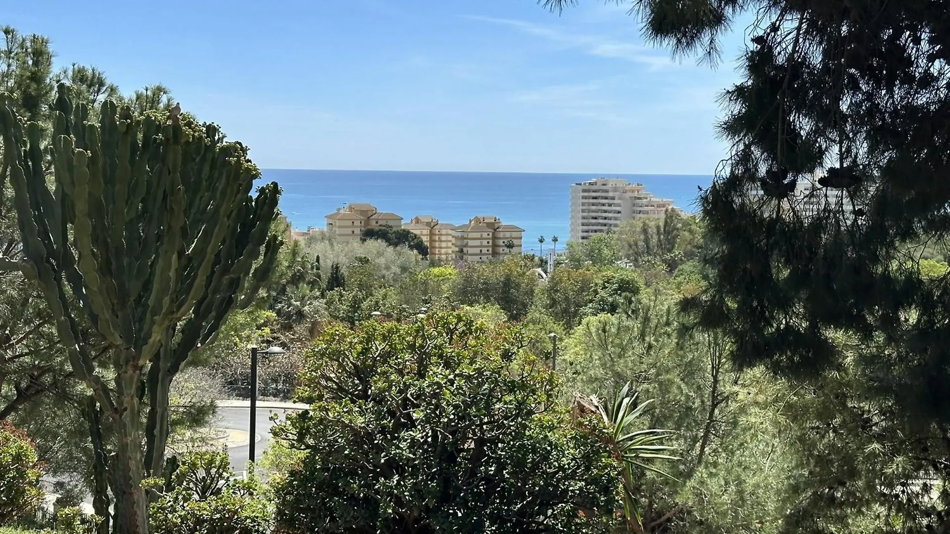 Apartment Estudio Centrico A 900M De La Playa En Benalmade Benalmadena Spain