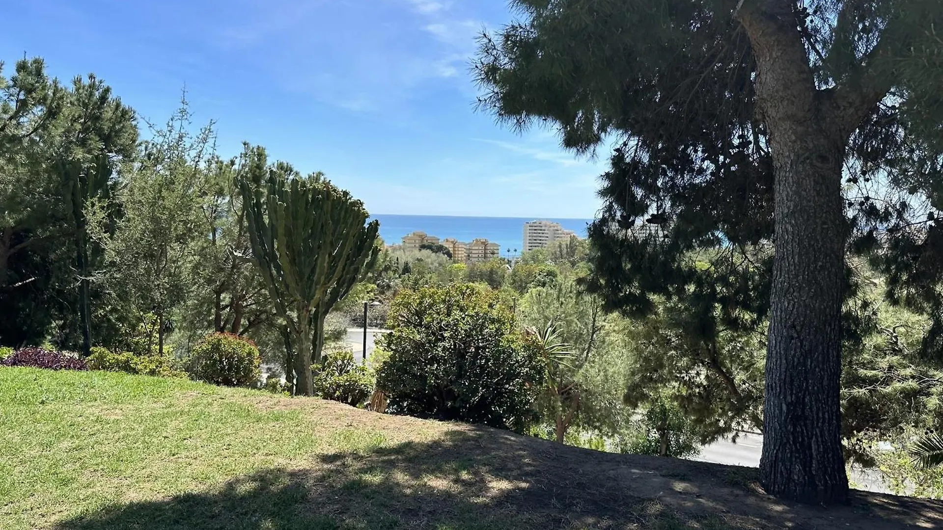 Estudio Centrico A 900M De La Playa En Benalmade Benalmádena 0*,  Espanha