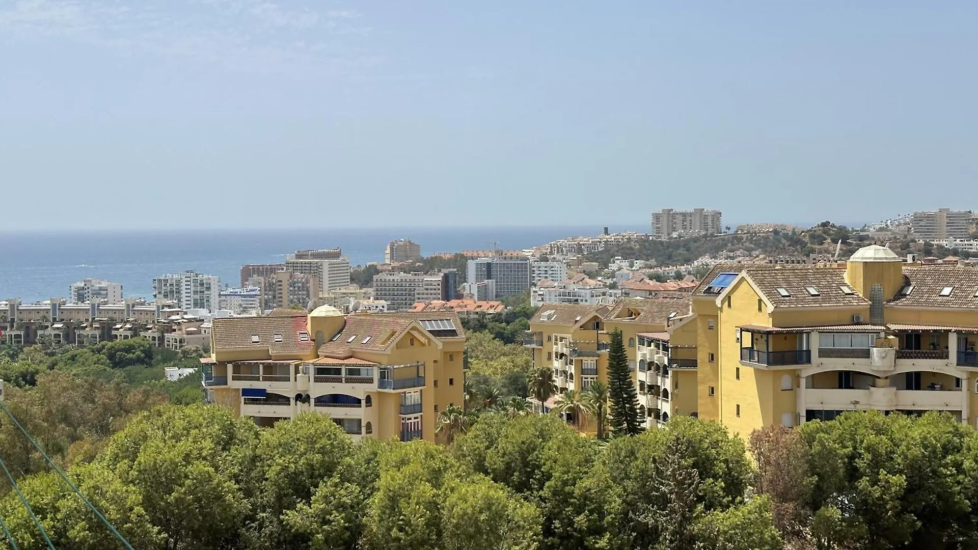 Apartamento Estudio Centrico A 900M De La Playa En Benalmade Benalmádena